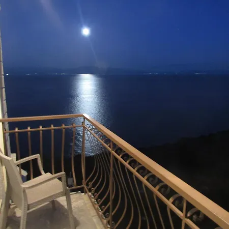 Apart-hotel Kallisto Gytheio