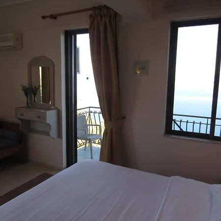 Aparthotel Kallisto 2*