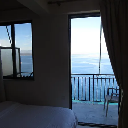 Kallisto Apart Otel 2*