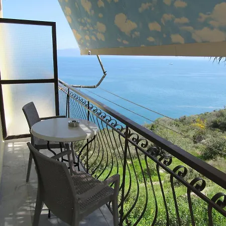 Aparthotel Kallisto 4*