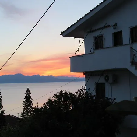 Aparthotel Kallisto Gythio