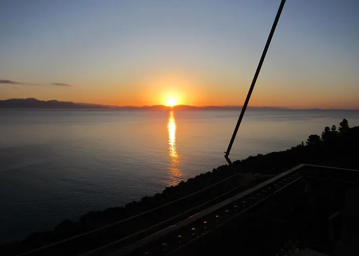 アパートホテル Kallisto ギシオ