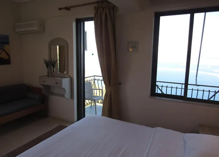 Apart-hotel Kallisto 4*